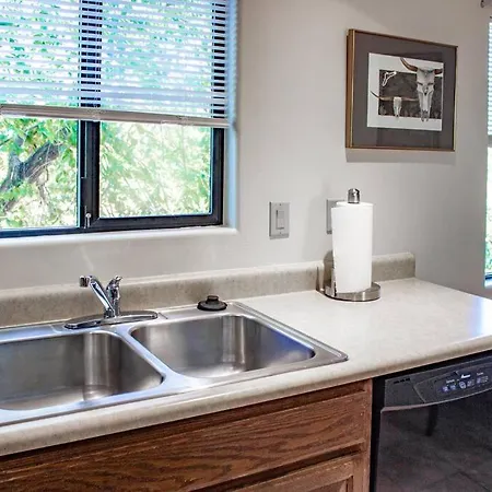 Cowboys & Angels - Classic Sedona Style W/Great Location Exterior photo