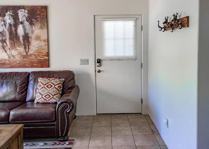 Cowboys & Angels - Classic Sedona Style W/Great Location